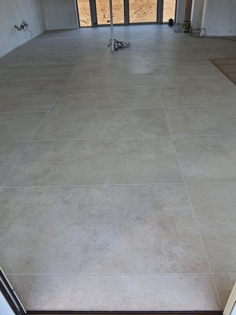 Tiling and house renovation · Photos 10